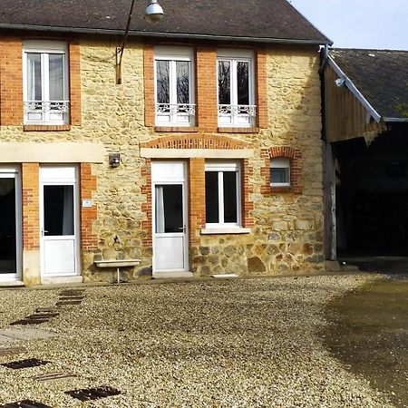 Domaine De La Caure Villa Bussiere-Dunoise Exterior photo